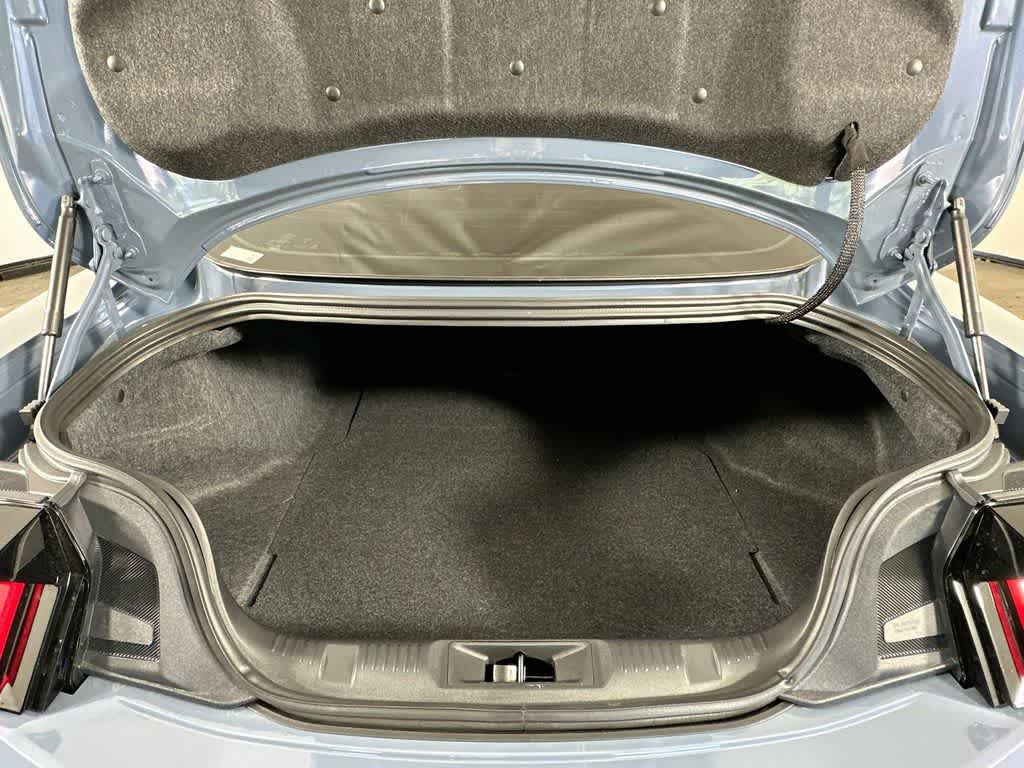 Ford Mustang EcoBoost 2026