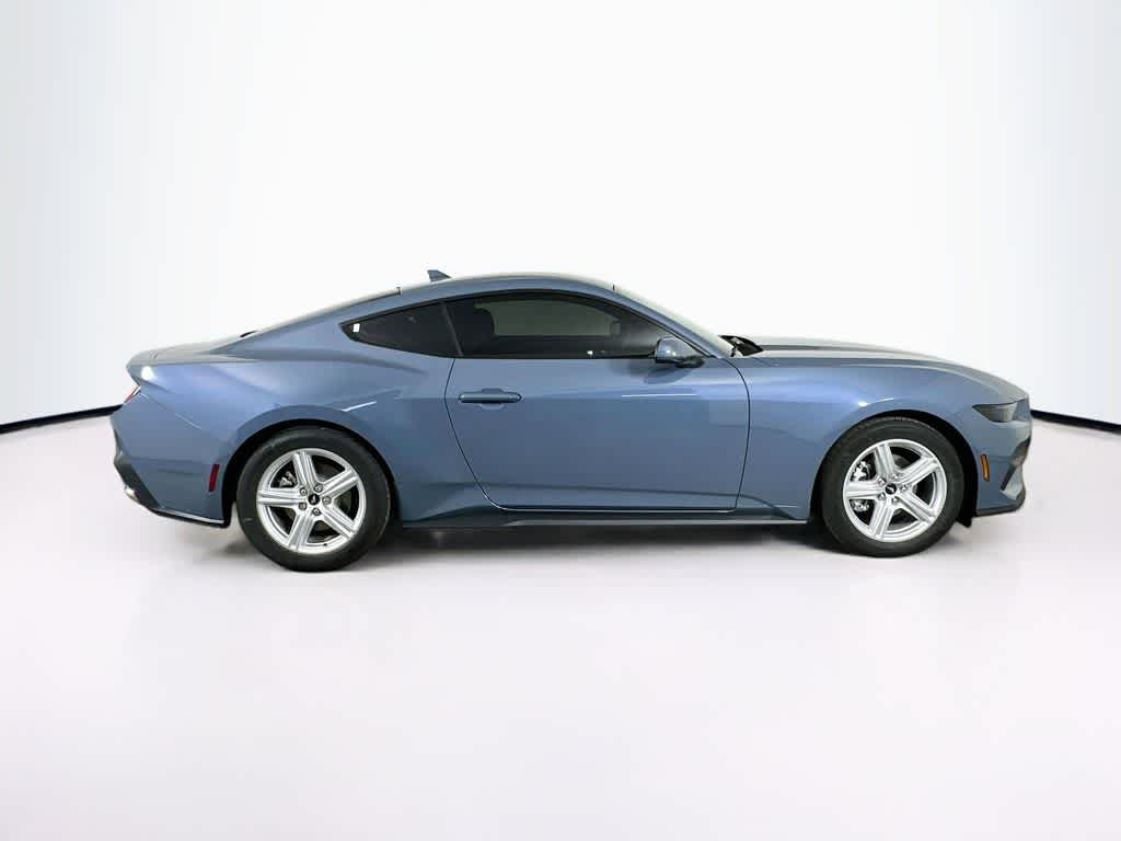 Ford Mustang EcoBoost 2026