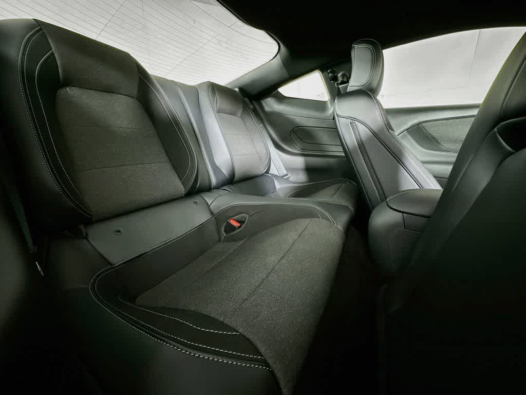 Ford Mustang EcoBoost 2026