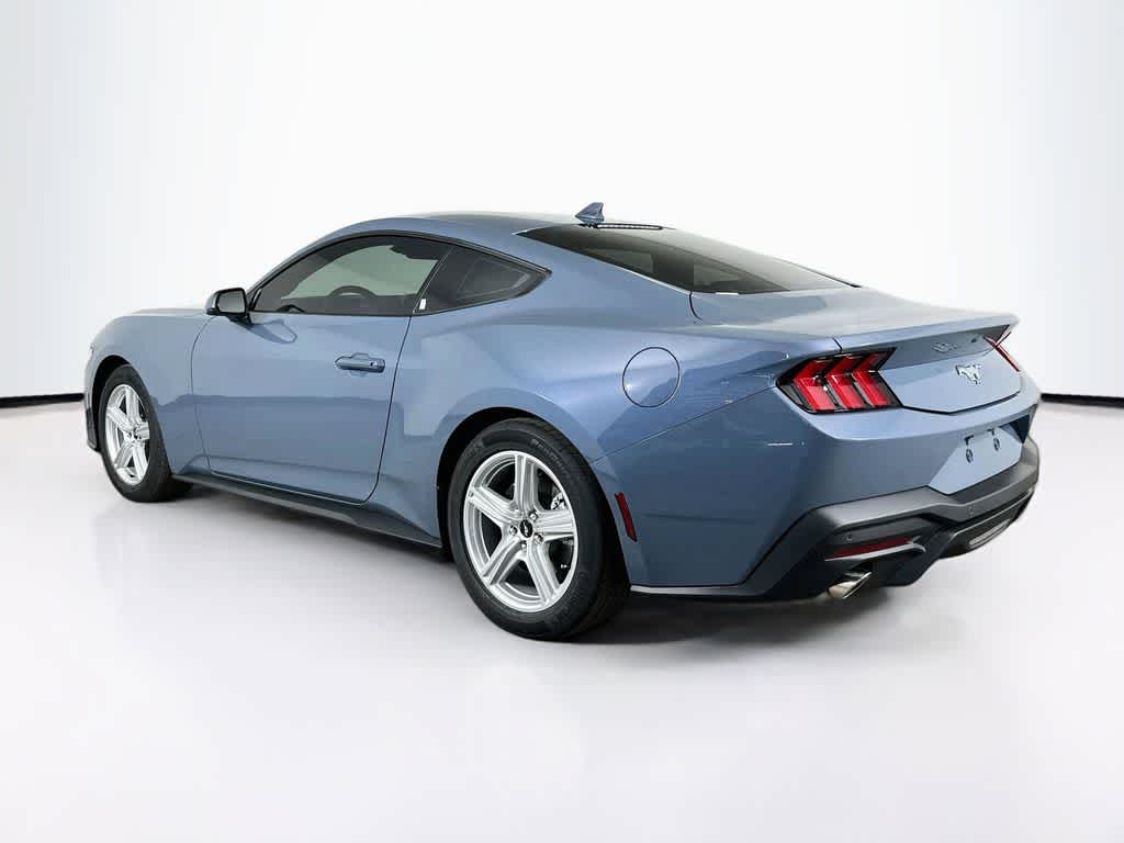 Ford Mustang EcoBoost 2026