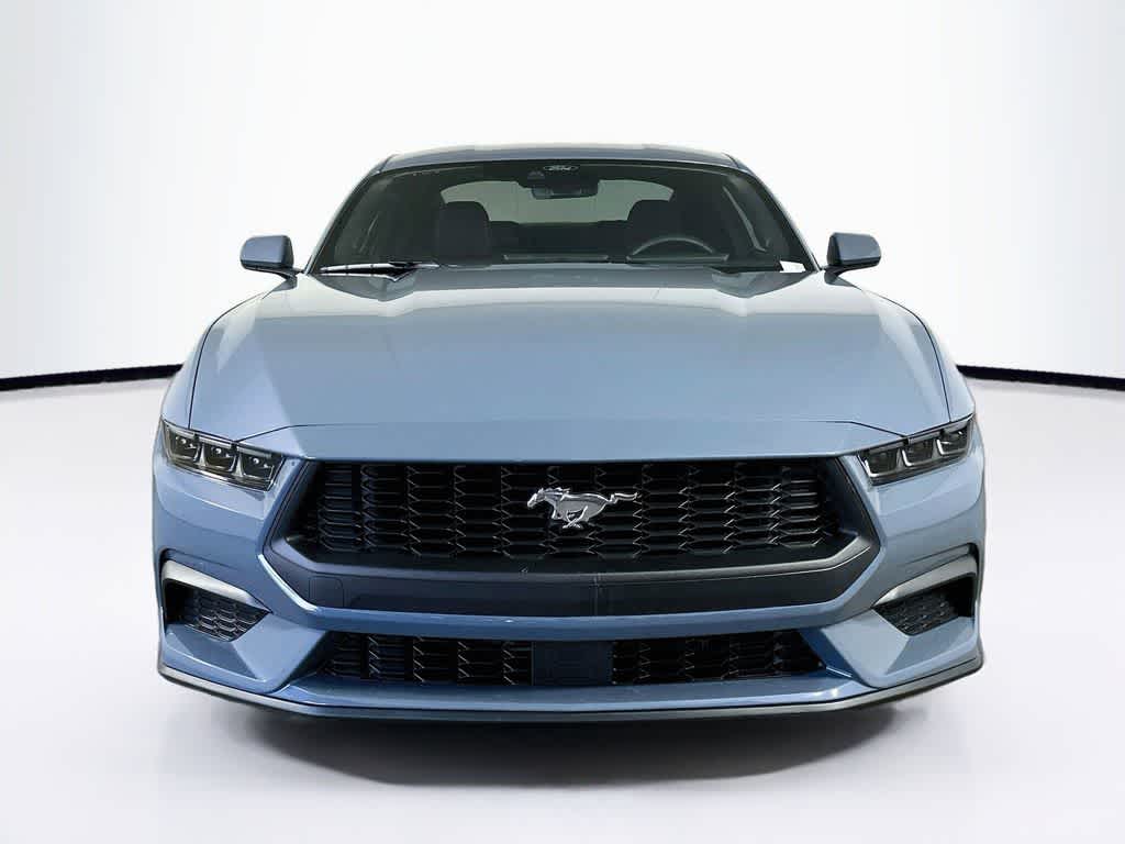 Ford Mustang EcoBoost 2026