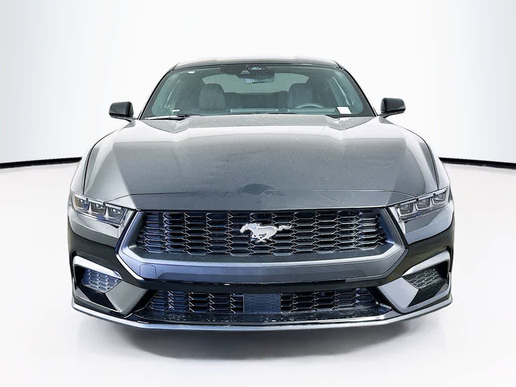 Ford Mustang EcoBoost 2026