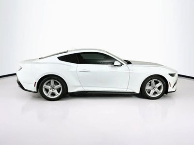 Ford Mustang EcoBoost 2026