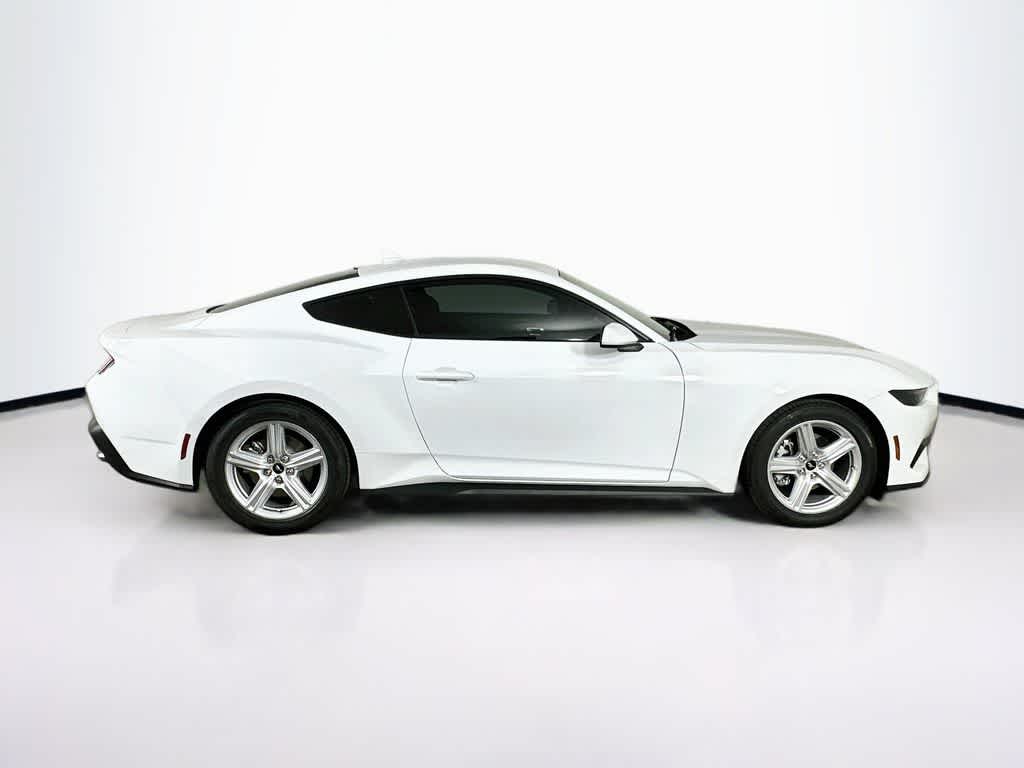 Ford Mustang EcoBoost 2026