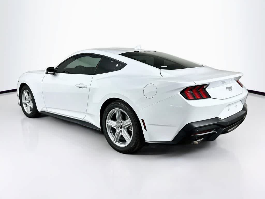 Ford Mustang EcoBoost 2026