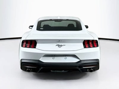 Ford Mustang EcoBoost 2026