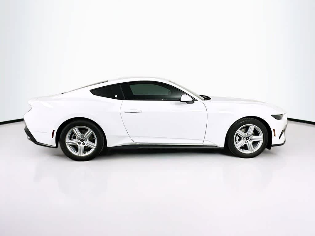 Ford Mustang EcoBoost 2026