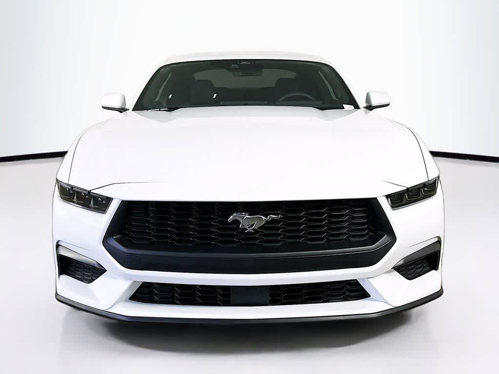 Ford Mustang EcoBoost 2026