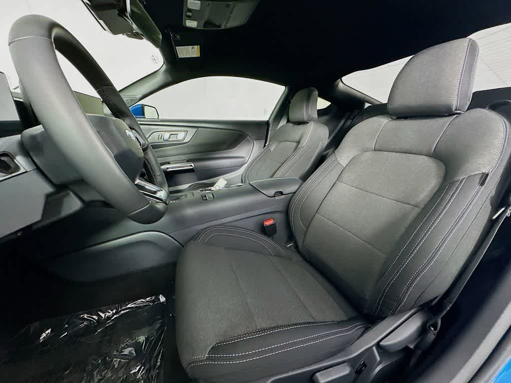 Ford Mustang EcoBoost 2026