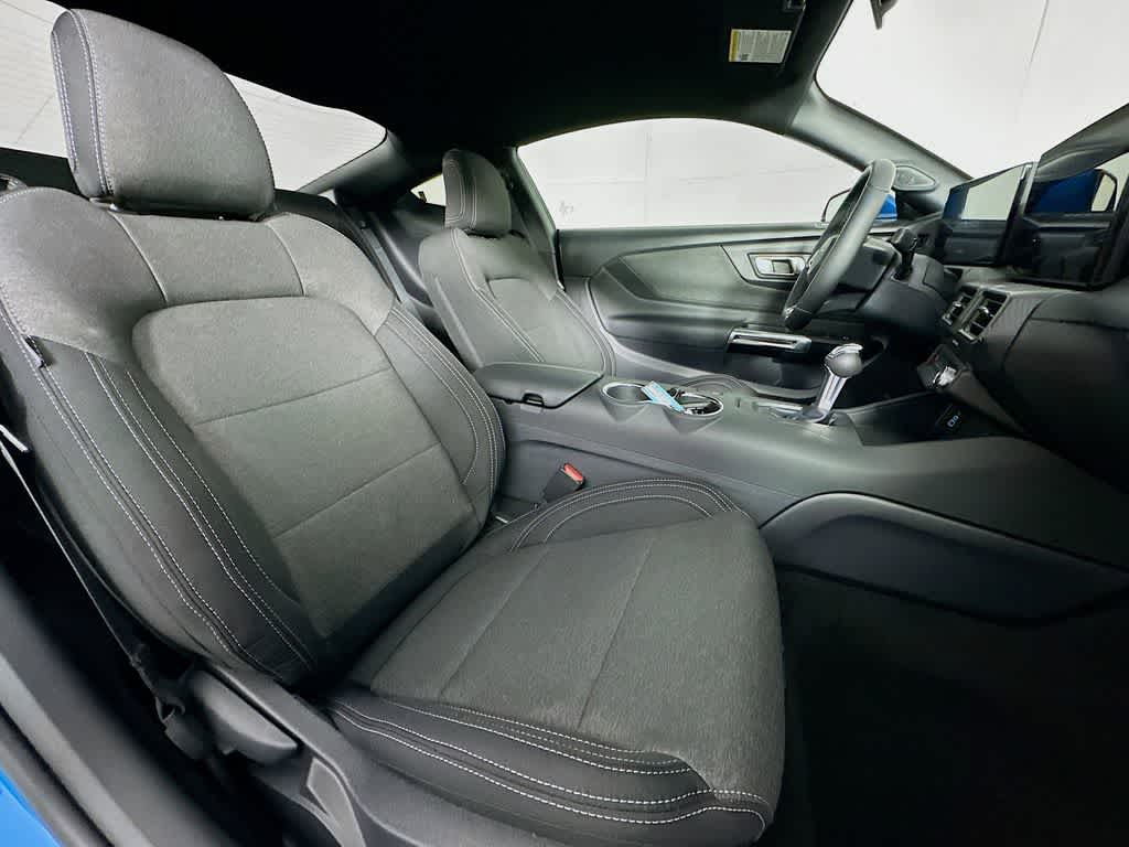 Ford Mustang EcoBoost 2026