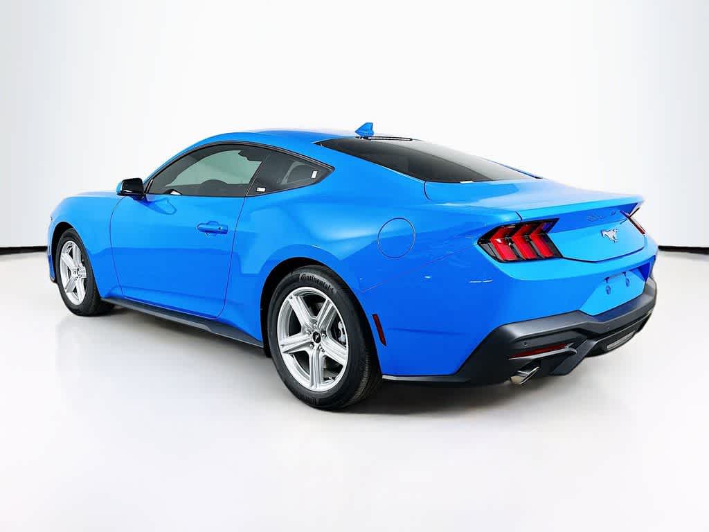 Ford Mustang EcoBoost 2026