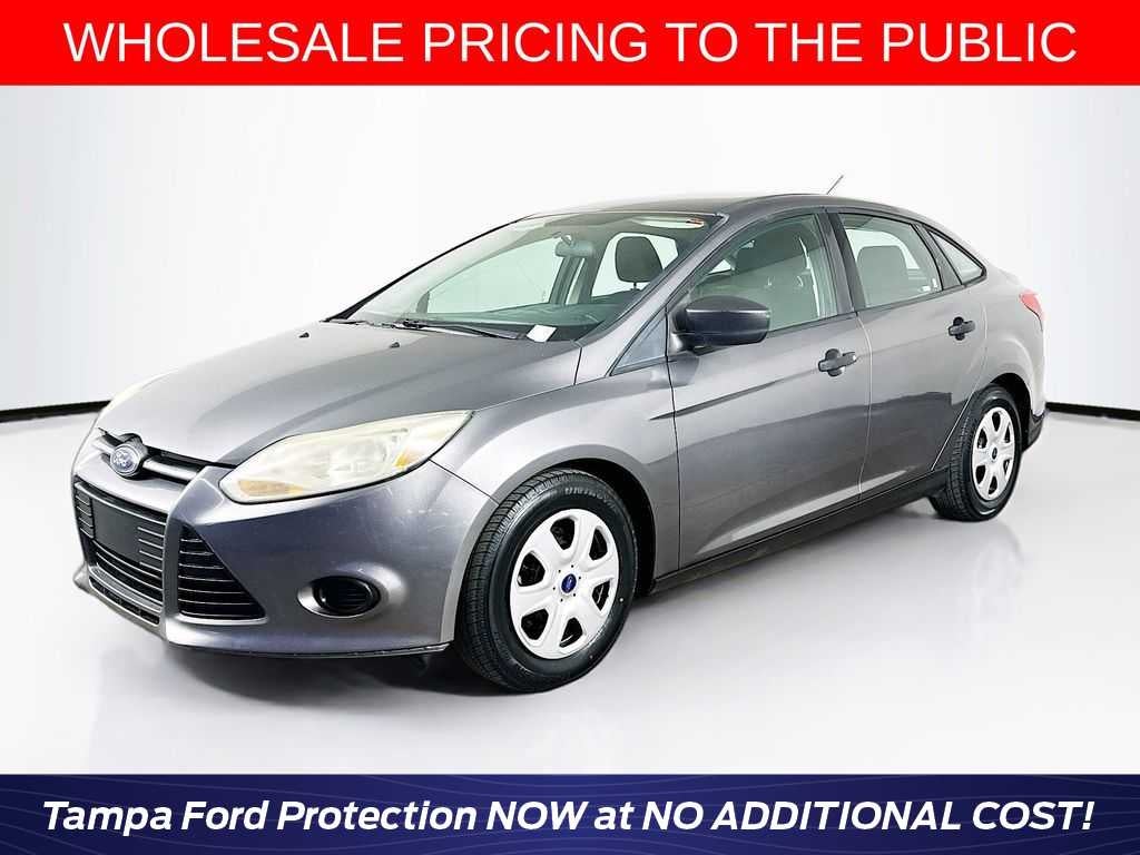 Ford Focus S 2013