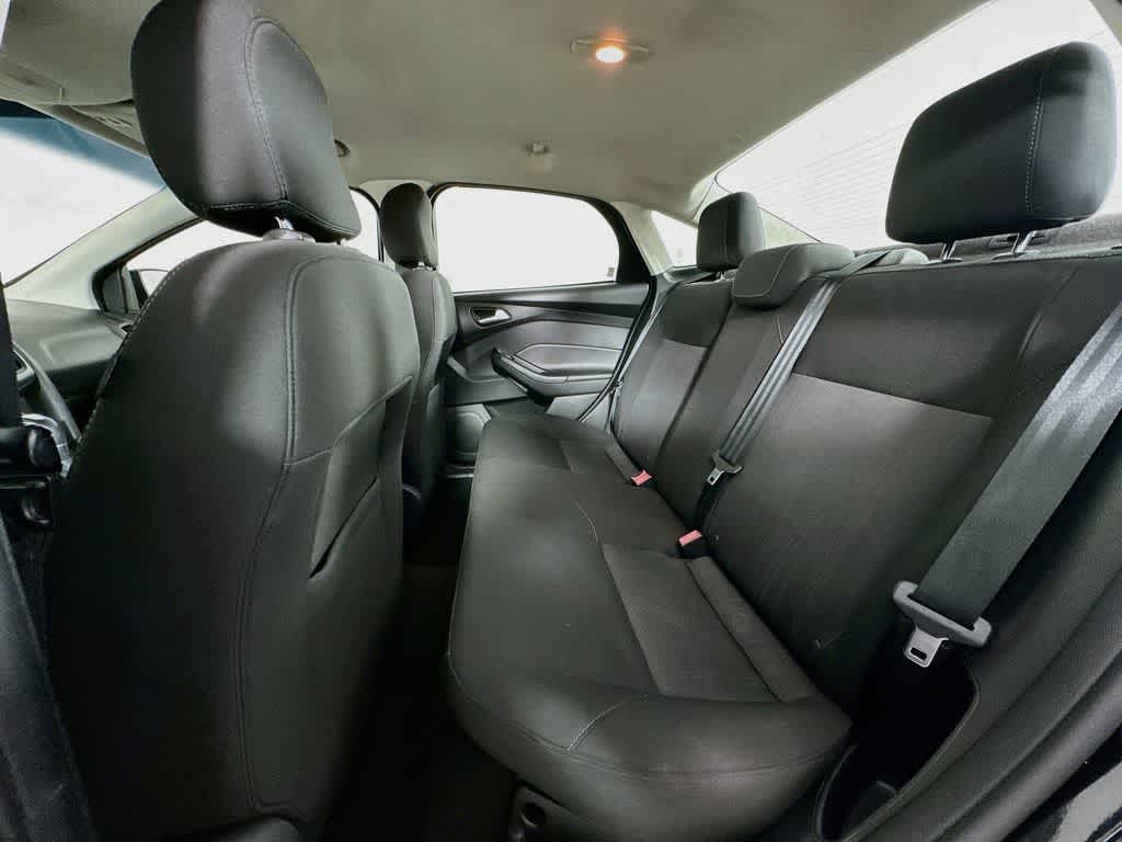 Ford Focus SE 2015