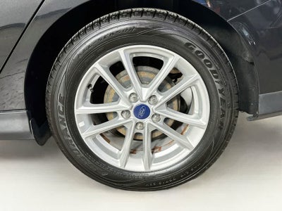 Ford Focus SE 2015