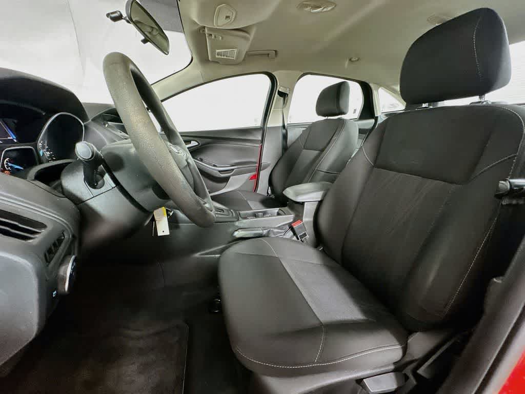 Ford Focus SE 2016