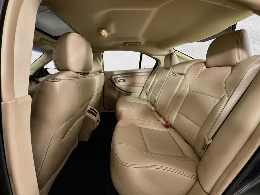 Ford Taurus SEL 2015