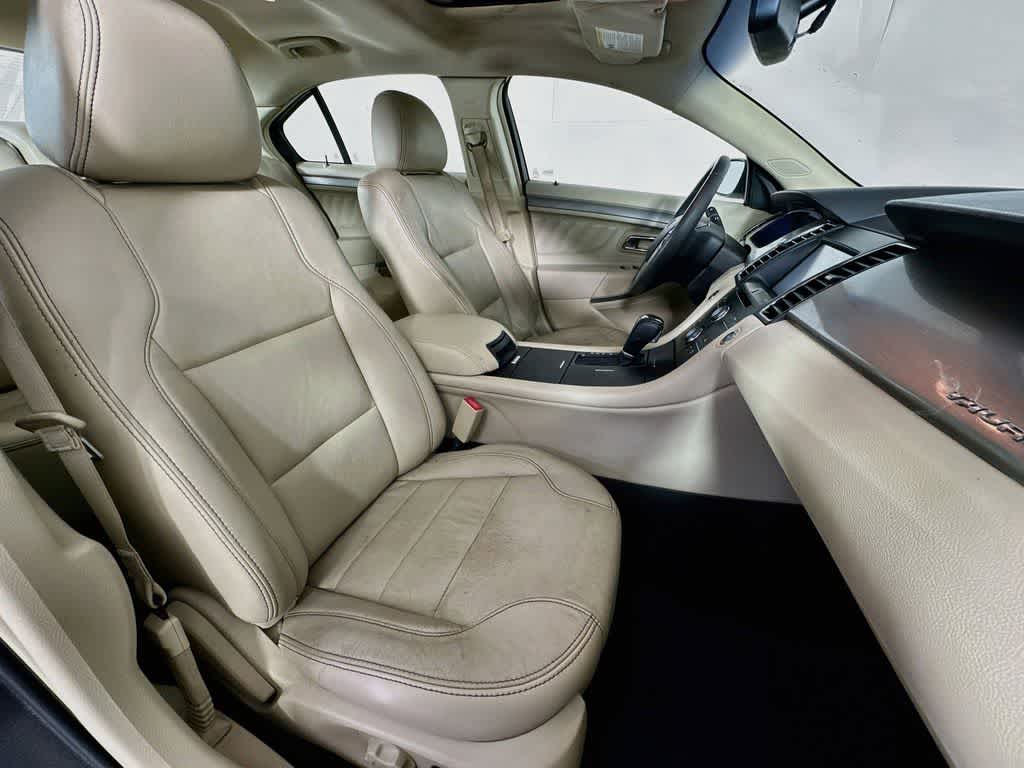 Ford Taurus SEL 2015