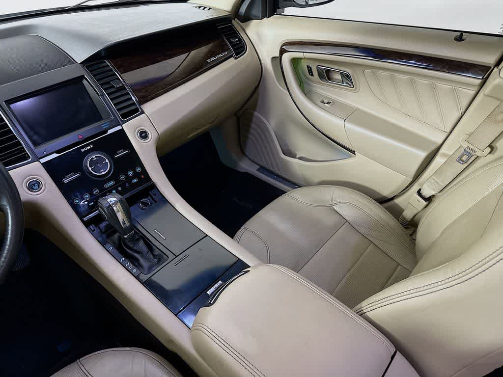 Ford Taurus Limited 2014