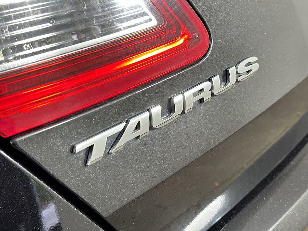 Ford Taurus Limited 2014