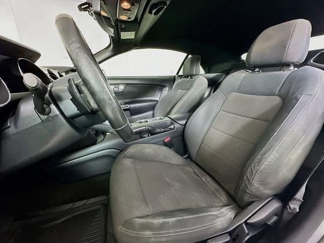 Ford Mustang V6 2016