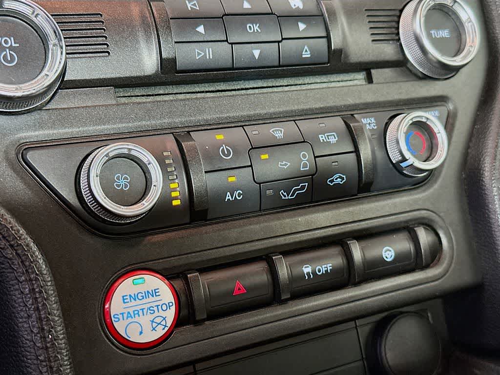 Ford Mustang V6 2016