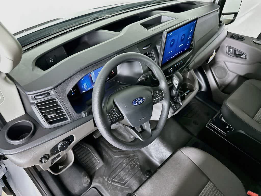 Ford Transit Passenger Wagon XL 2026