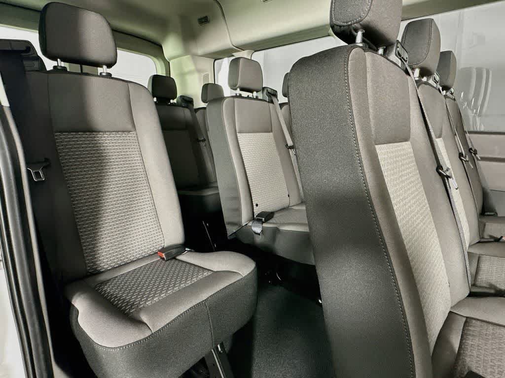 Ford Transit Passenger Wagon XL 2026
