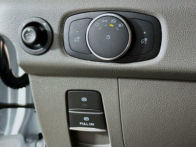 Ford Transit Passenger Wagon XL 2026