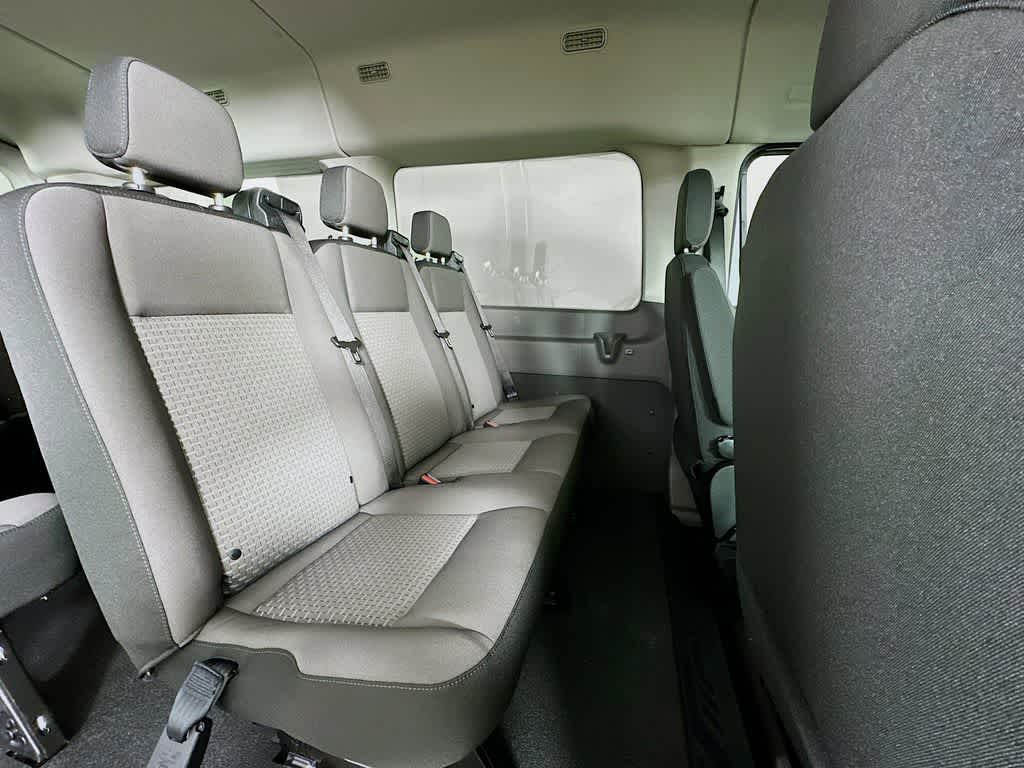 Ford Transit Passenger Wagon XL 2026