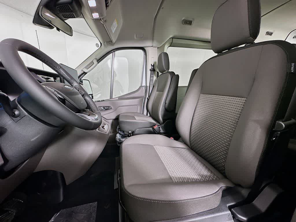 Ford Transit Passenger Wagon XLT 2026