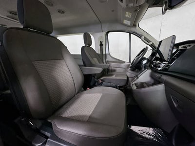 2023 Ford Transit Passenger XLT