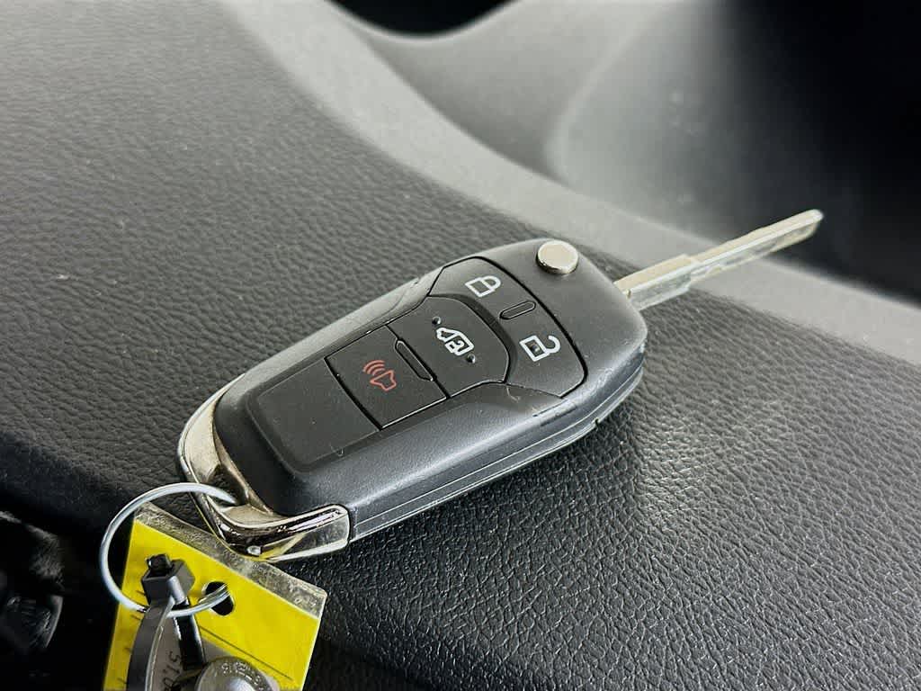 2023 Ford Transit Passenger XLT