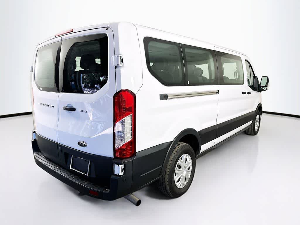 2023 Ford Transit Passenger XLT