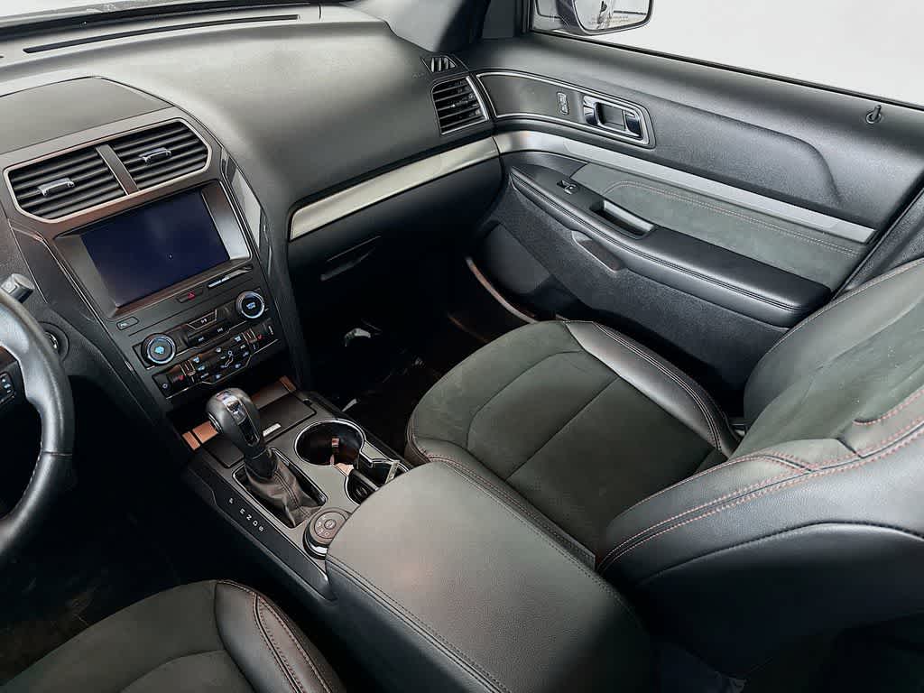 Ford Explorer XLT 2019