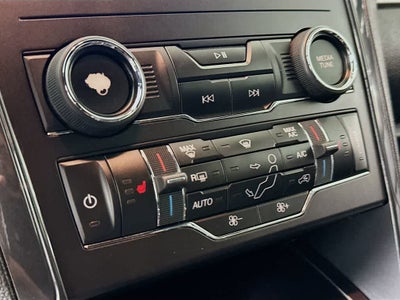 Ford Explorer XLT 2019