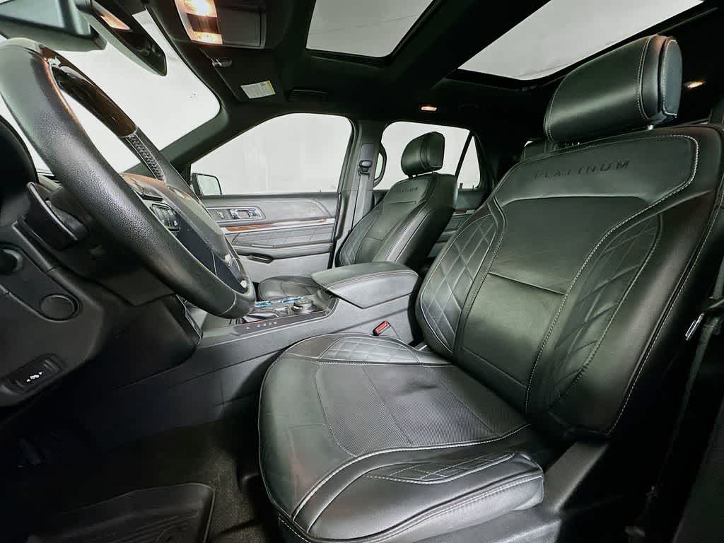 Ford Explorer Platinum 2017
