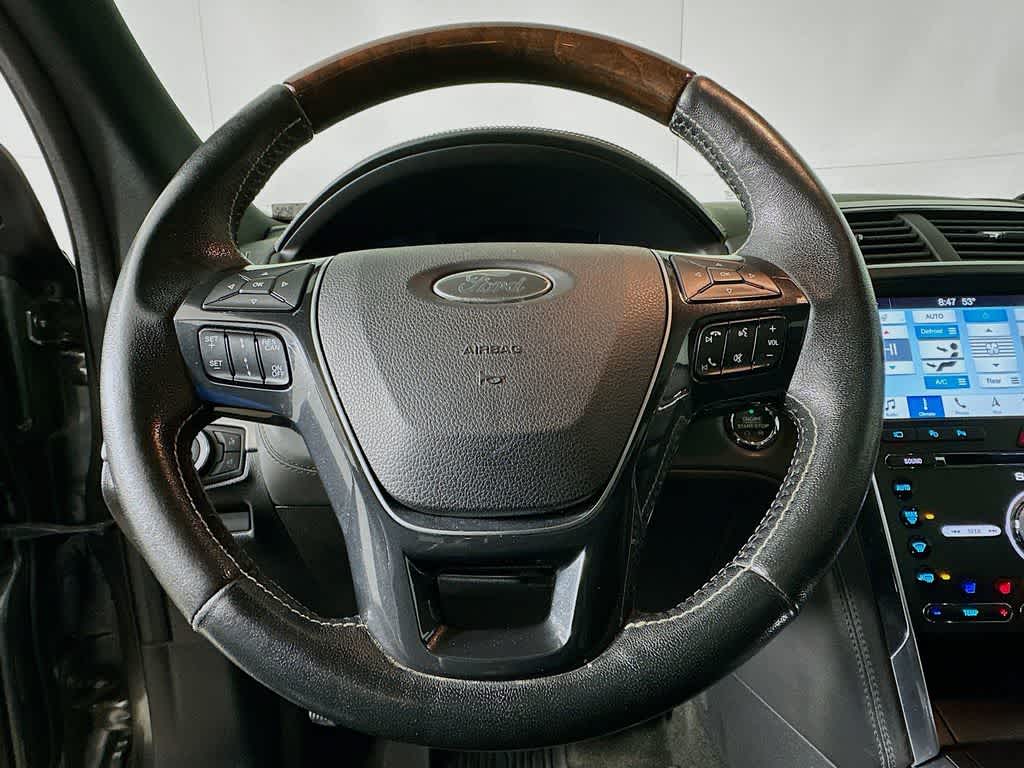 Ford Explorer Platinum 2017