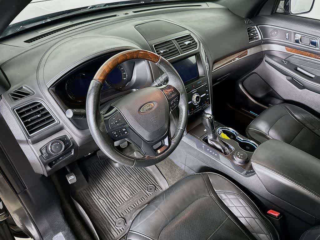 Ford Explorer Platinum 2017