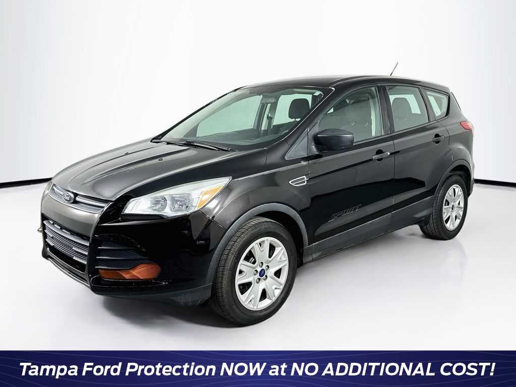 Ford Escape S 2013