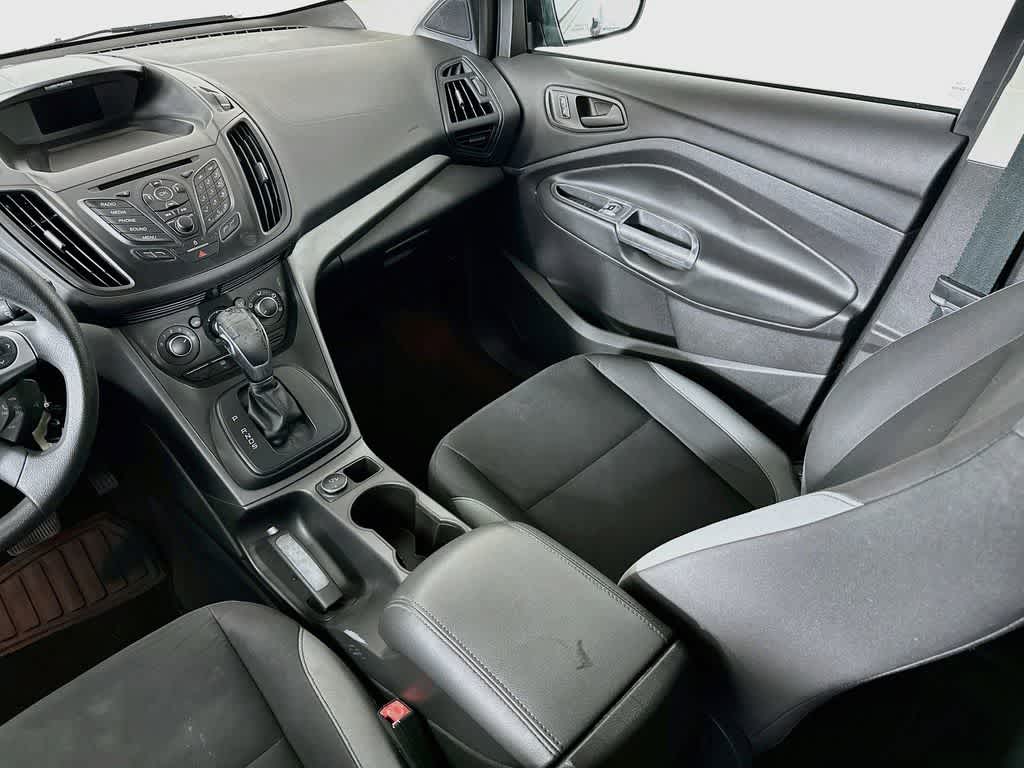 Ford Escape S 2013