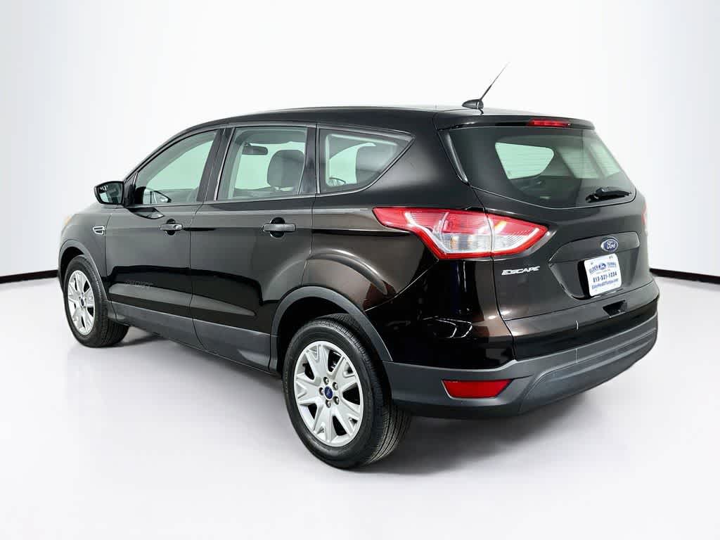 Ford Escape S 2013
