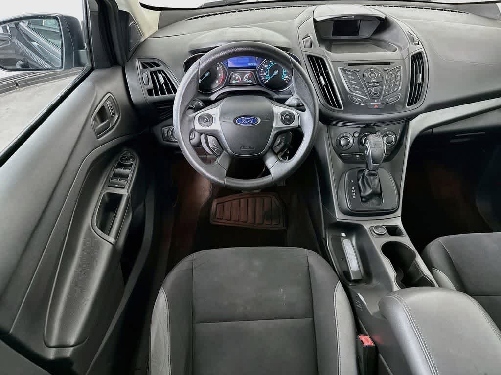 Ford Escape S 2013