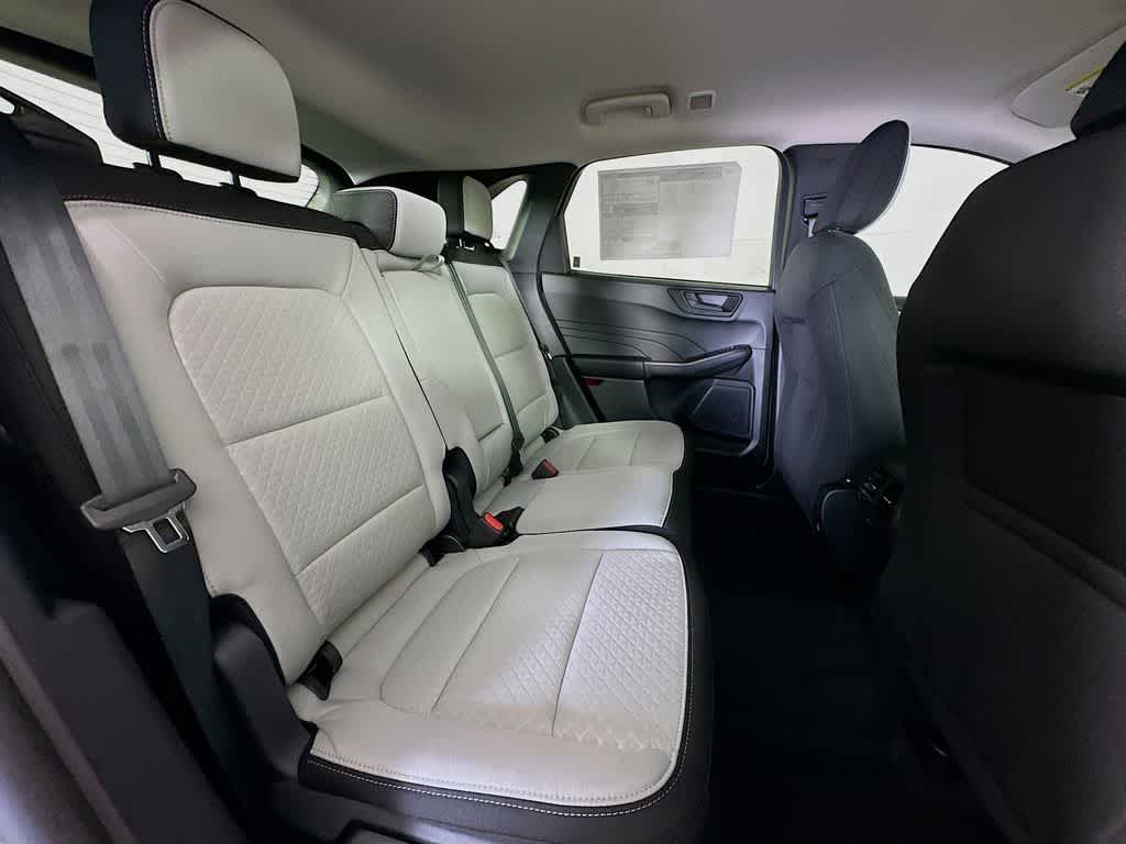 2026 Ford Escape Activo