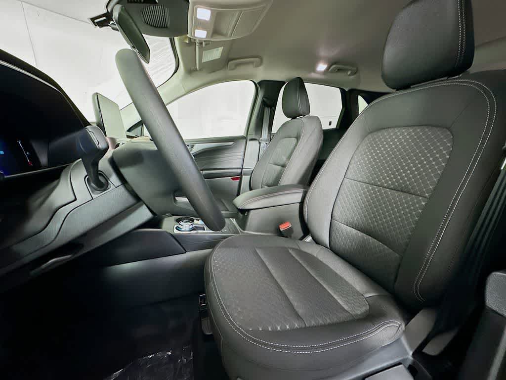 2026 Ford Escape Activo