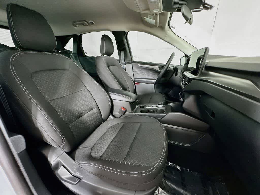 2025 Ford Escape Activo