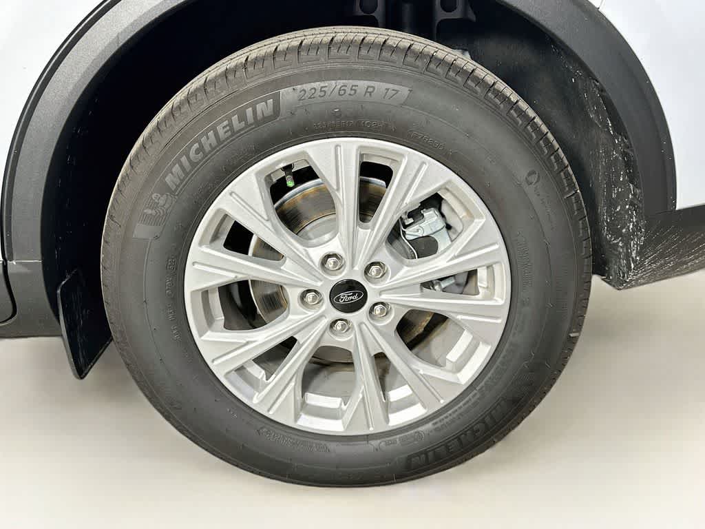 2025 Ford Escape Activo