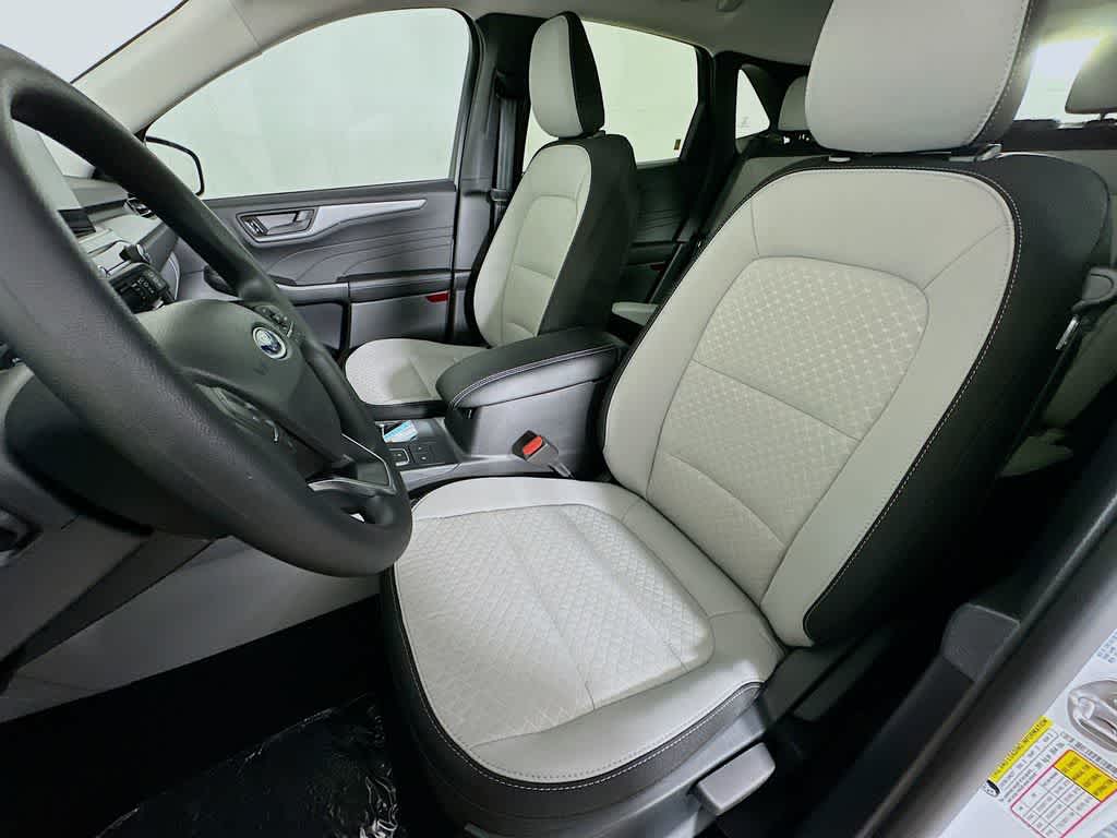 2025 Ford Escape Activo