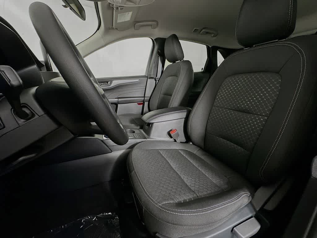 2026 Ford Escape Activo