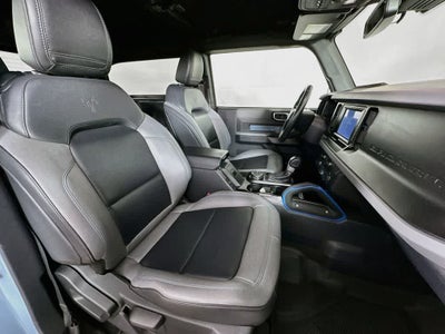 Ford Bronco Black Diamond 2022