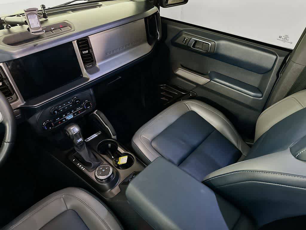 Ford Bronco Outer Banks 2023